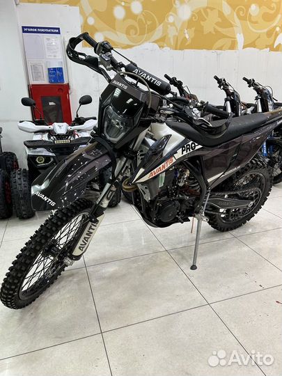 Мотоцикл Avantis Enduro 300 PRO Carb FCR Exclusive