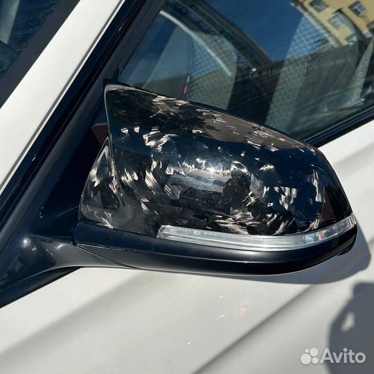 Ламинация кованым карбоном