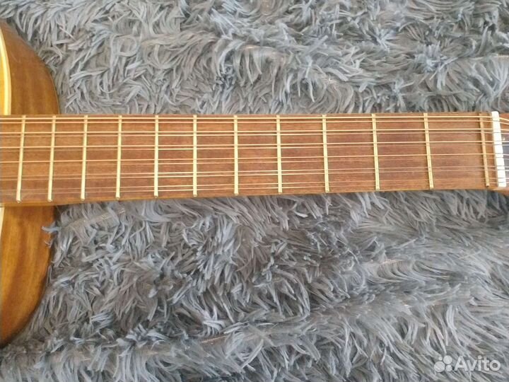 Акустическая гитара Урал 12 струн