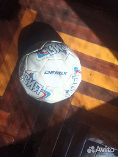 Футбольный мяч demix