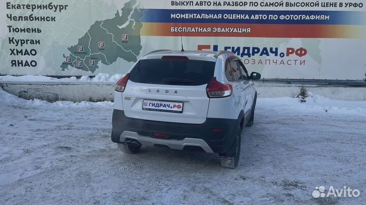 Накладка двери задней правой LADA X-Ray Cross 822345566R