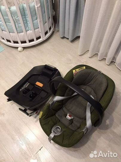 Автолюлька с базой Cybex Aton Base-fix