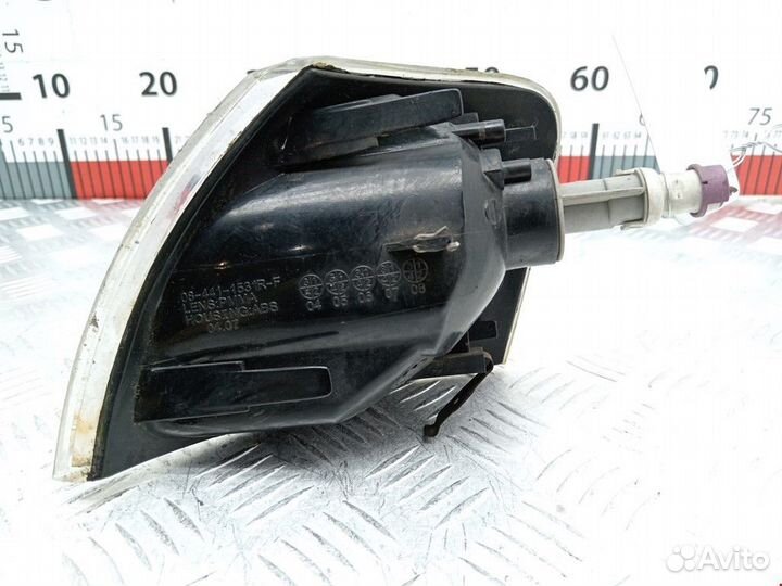 Поворотник правый Volkswagen Passat B5 1999