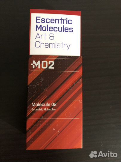 Escentric molecules molecule 02