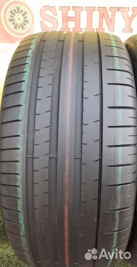 Pirelli P Zero PZ4 285/40 R21 109Y