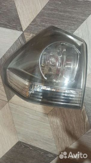 Задний левый фонарь Lexus rx300