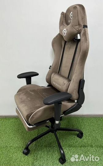Офисное кресло (геймерское). Кресло для директора