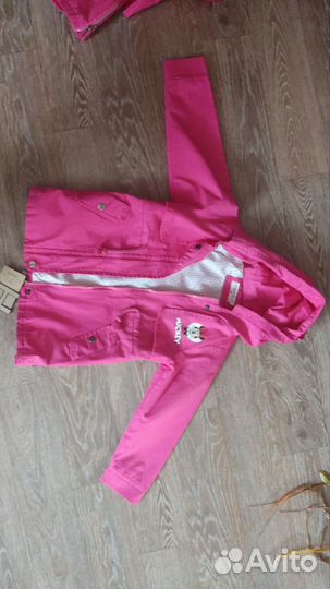 Ветровка для девочки