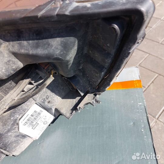 Фара левая LADA Vesta 2015