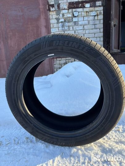 Delinte DS2 225/50 R18