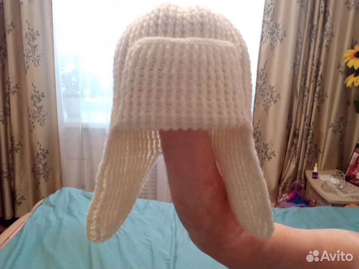 Шапка вязанная с ушками, под заказ