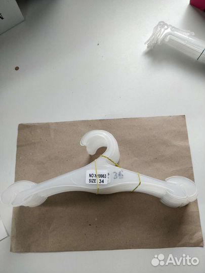 Вешалка для брюк прищепка