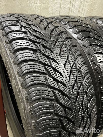 Nokian Tyres Hakkapeliitta R3 SUV 235/60 R18 107R