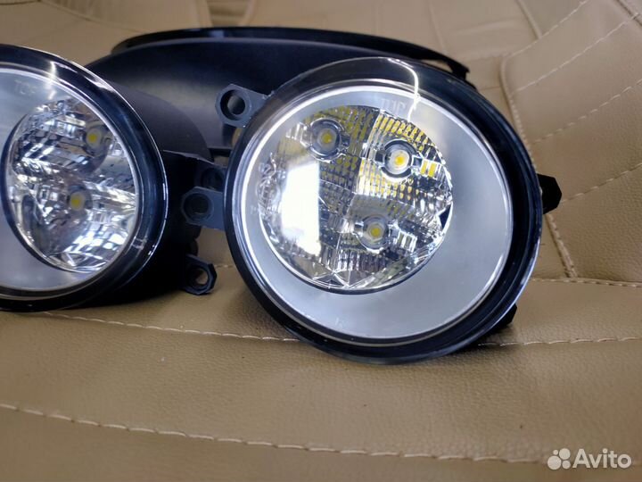 Противотуманные фары vitz