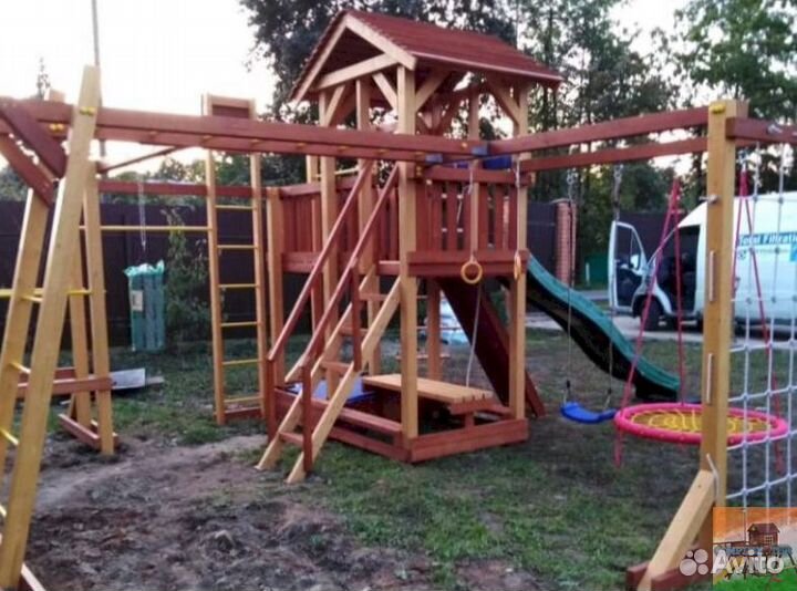 Детская площадка с установкой