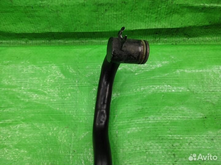 Трубка системы охлаждения Audi Q7 2005-2015