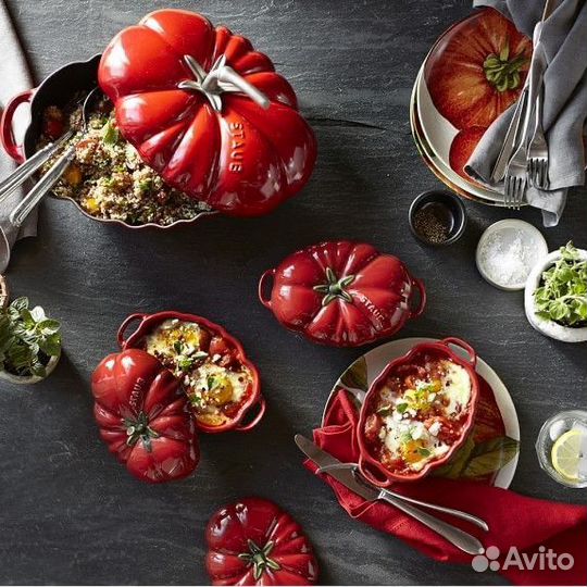 Staub помидорка