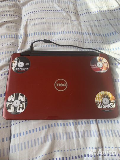 Dell Inspiron 3520
