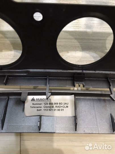 Рамка для магнитолы на Шкода Октавия А5