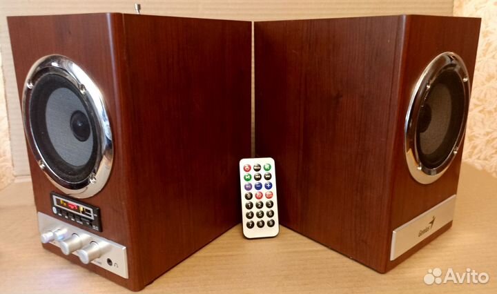 Музыкальный центр Genius