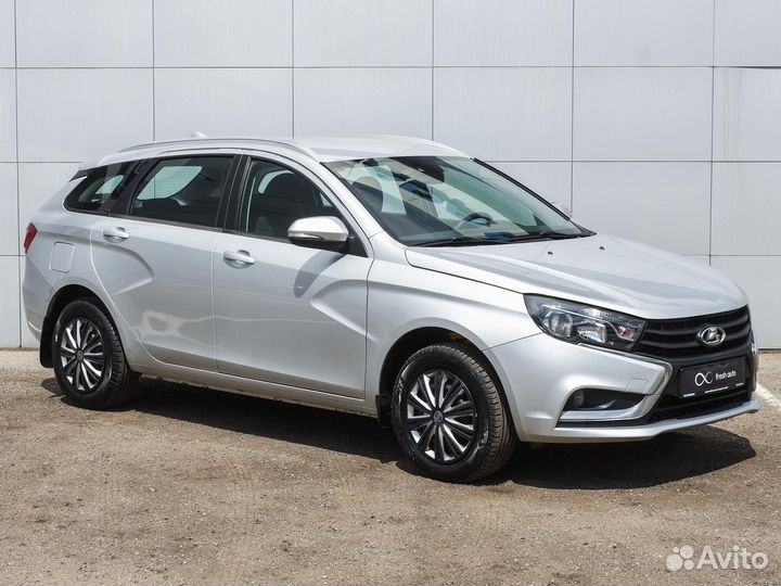 LADA Vesta 1.6 МТ, 2018, 45 000 км