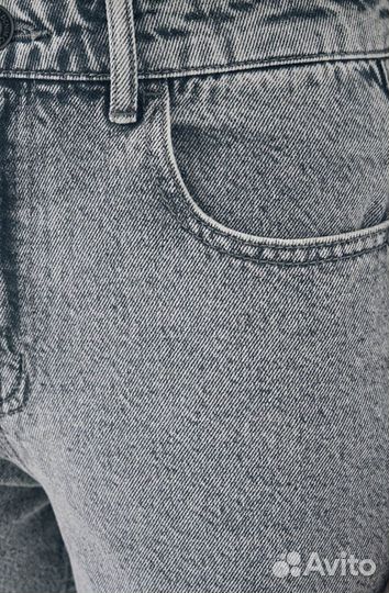 Джинсы ostin