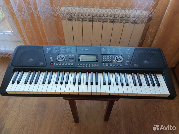 Синтезатор Denn dek610