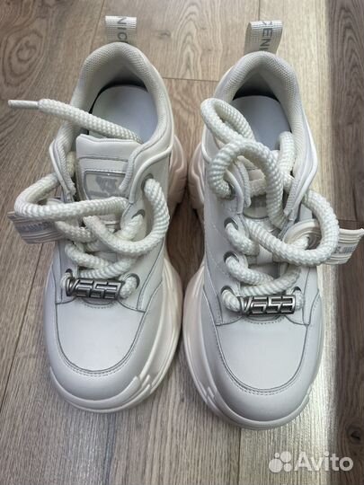 Кроссовки женские cvmartanni