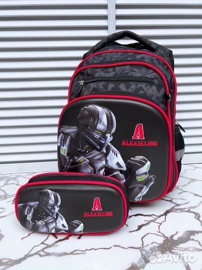 Рюкзак школьный