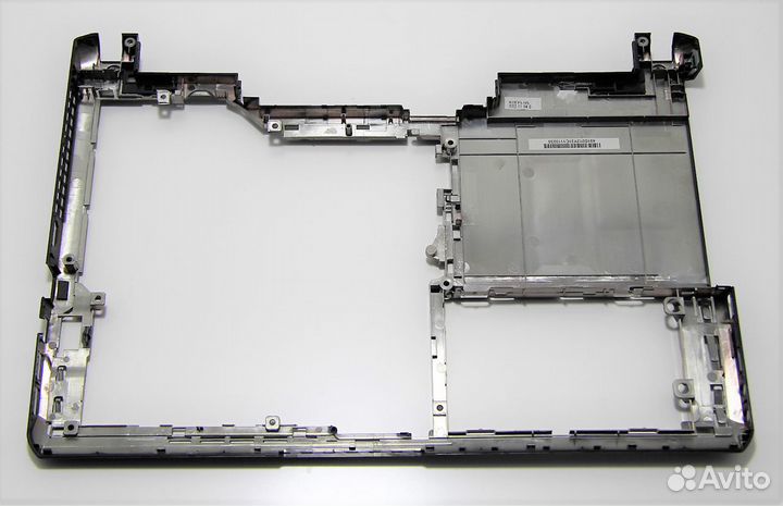 Корпусные запчасти для ноутбуков MSI (3)