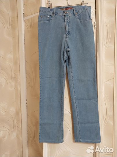 Джинсы женские