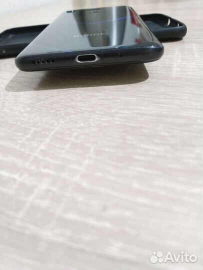 Смартфон Honor view 20