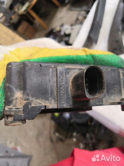 Клапан управления турбиной Volkswagen Touran 1