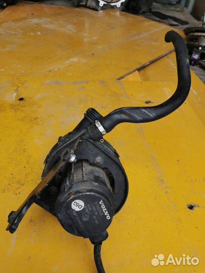 Воздушный насос Volvo 960
