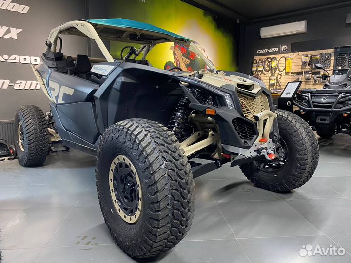 Мотовездеход Brp Can-am Maverick X RC Turbo RR