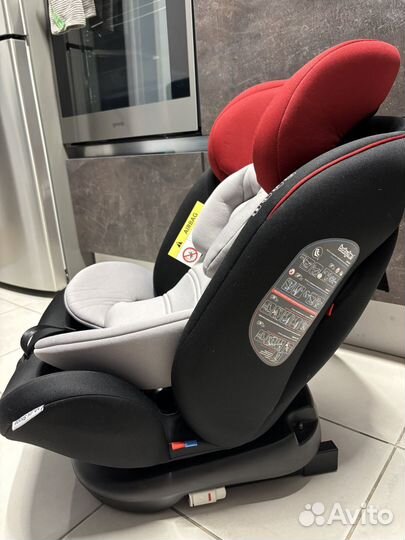 Автомобильное кресло Babyton isofix