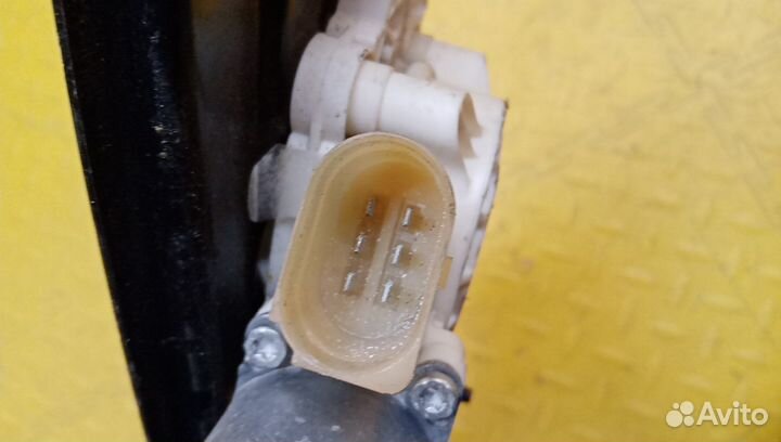 Стеклоподъемник задний левый X5 E70