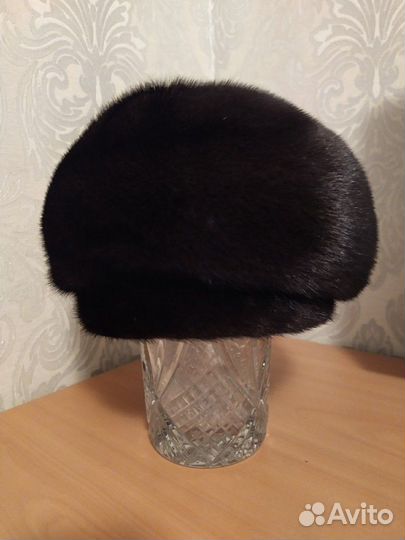 Норковый берет женский