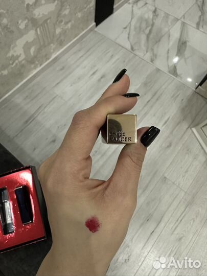 Estee lauder помада
