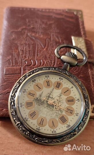 Набор с кораблем часы и кожаная телефонная книга