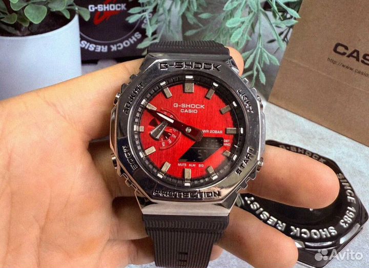 Часы Casio G-Shock GM-2100