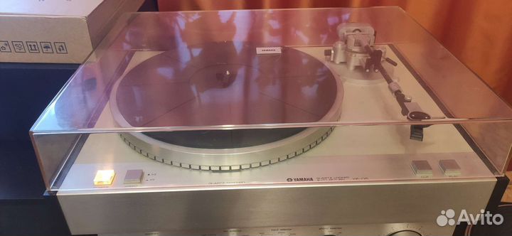 Виниловый проигрыватель Yamaha YP-D5 1979 г