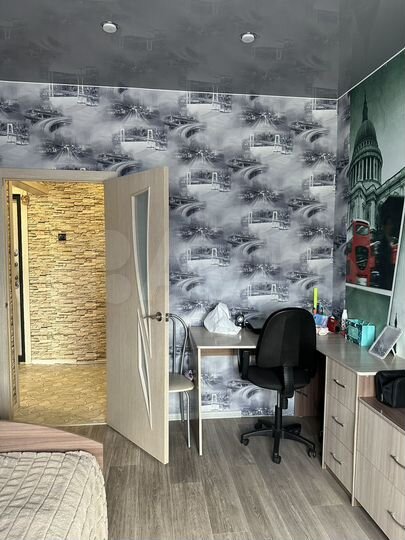 4-к. квартира, 83 м², 3/9 эт.