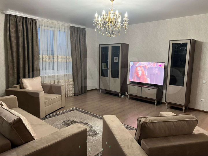 2-к. квартира, 70 м², 2/5 эт.