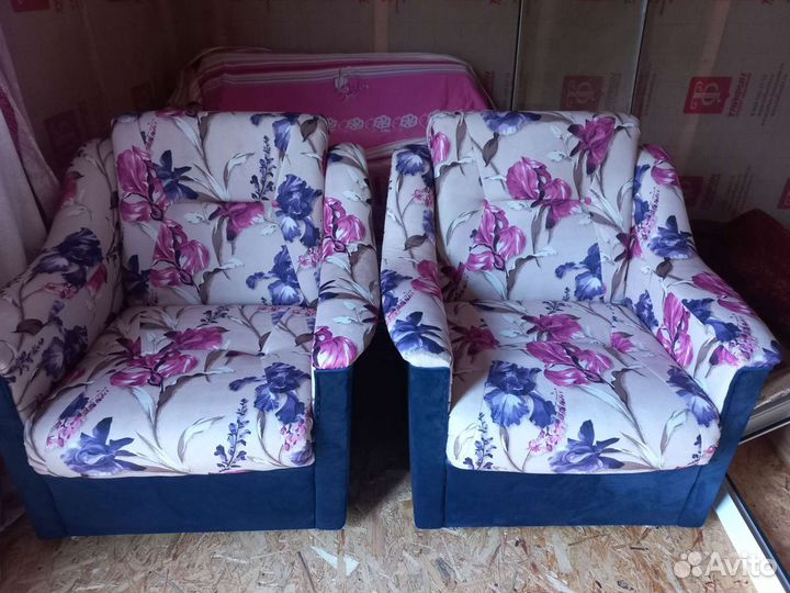 Кресла и диван новые