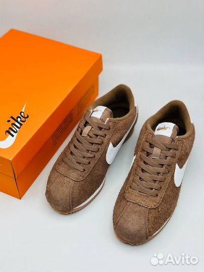 Кроссовки Nike cortez