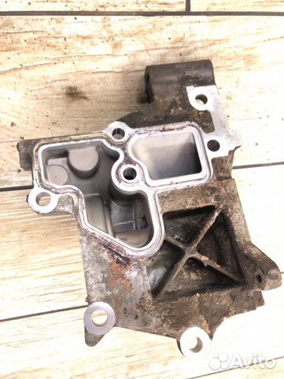 Корпус термостата Nissan Qashqai 2007