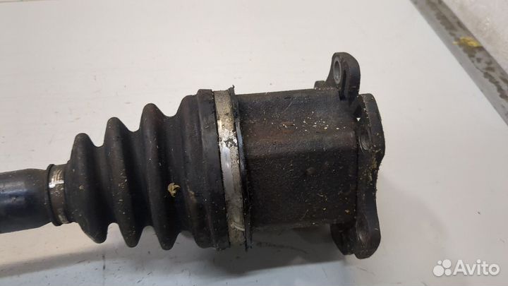 Полуось правая передняя Audi A6 (C6)