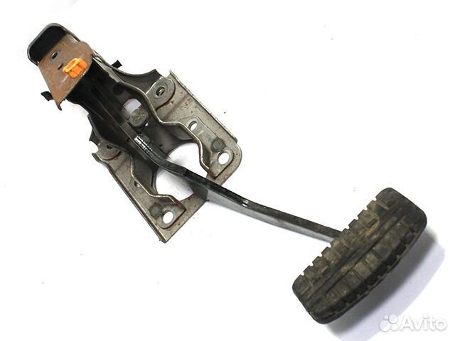 Педаль тормоза Mitsubishi Outlander XL