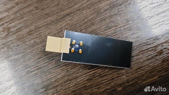 Антенна bluetooth Audi A8 D3 6.0 BHT 2008